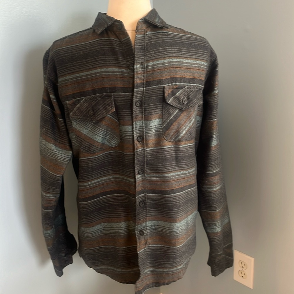 Men’s M AMBIG Flannel plaid button up shirt